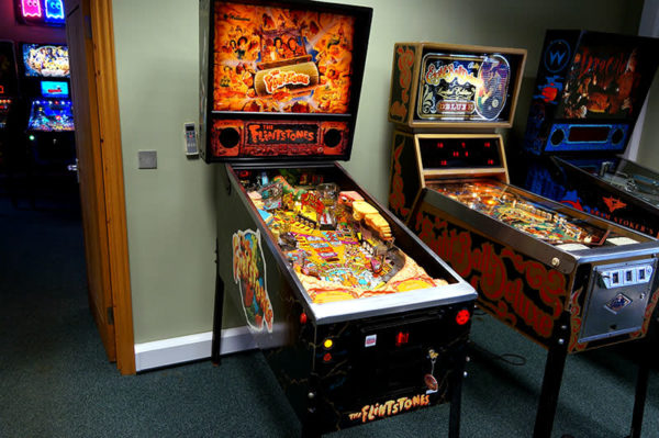 flintstones pinball machine( Home arcade games)